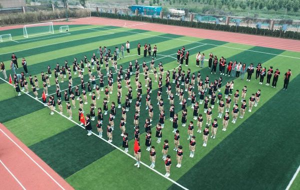关爱学生幸福成长 · 协同育人篇丨邯郸市丛台区荀子实验第三小学“飘扬红领巾 光荣少先队”一年级入队仪式