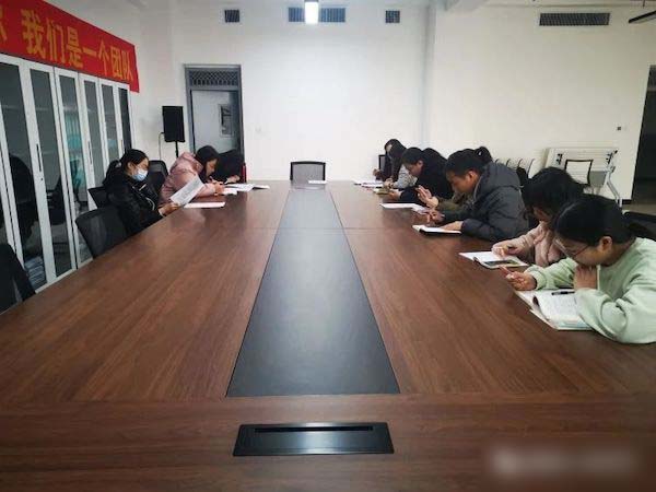 邯郸市人和中学戏剧作品《楚辞》在邯郸市第三十四届中小学生艺术节喜获一等奖