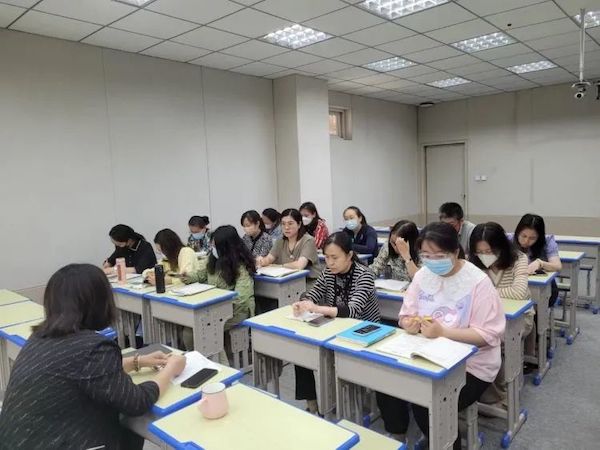 关爱学生幸福成长 | 邯郸市第十一中学师友合作共成长，互助并肩谋共赢