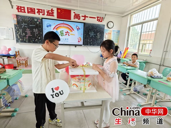 烟台市莱山区冶头小学开展六一儿童节活动