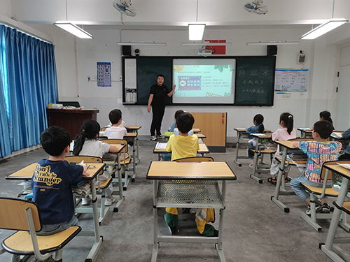 彭州市白鹿小学思文校区开展“珍爱生命，预防溺水”主题教育活动