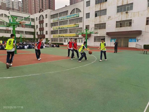 关爱学生幸福成长 | 邯郸市第十一中学初二级部篮球联赛