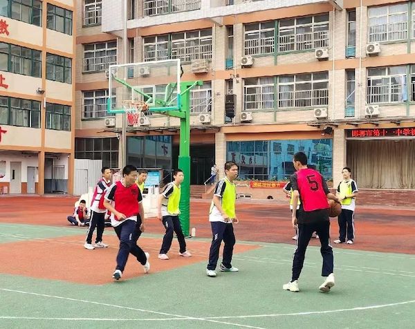 关爱学生幸福成长 | 邯郸市第十一中学初二级部篮球联赛