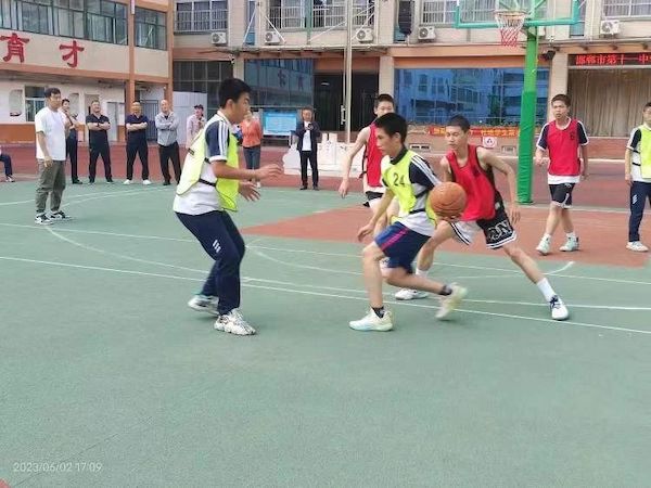 关爱学生幸福成长 | 邯郸市第十一中学初二级部篮球联赛