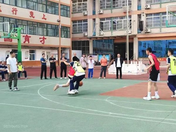 关爱学生幸福成长 | 邯郸市第十一中学初二级部篮球联赛