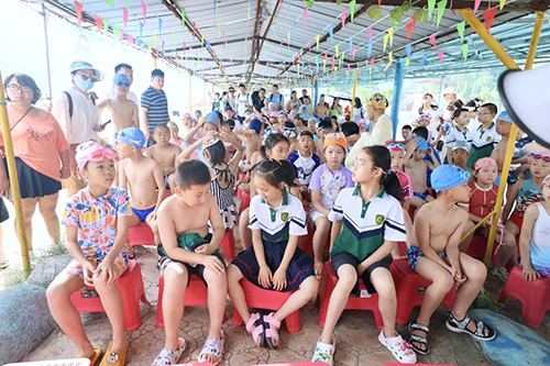 “游”出精彩 “泳”往直前——四川省彭州市延秀小学第三届游泳锦标赛圆满结束