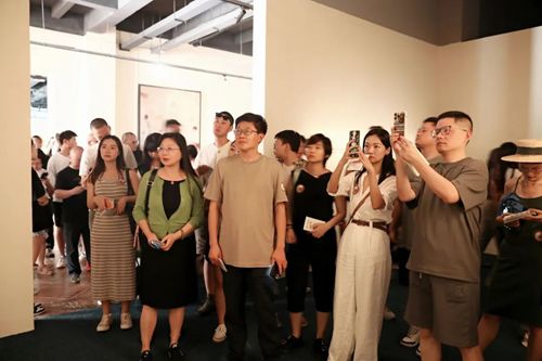 《盐酸氟西汀——李勇政作品展》在蓉展出