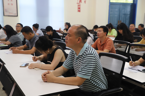 守初心·知敬畏·明底线——彭州市通济蓝天小学开展主题党日活动