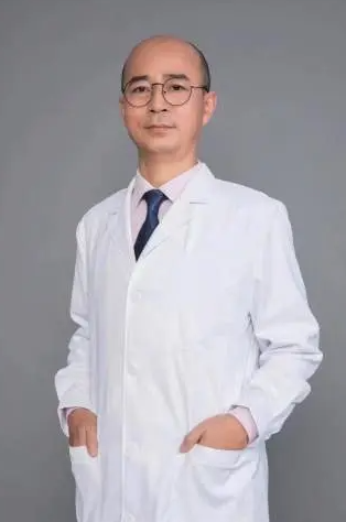 东城中医医院内科特聘专家陈敏剑：夏季风湿莫忽视，冬病夏治抓“先机”