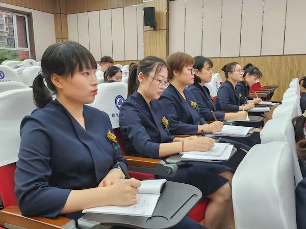 邯郸市丛台区曙光第四小学：沐光而来，追光而行