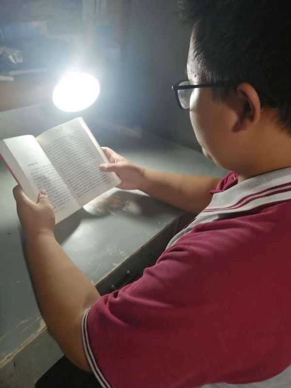 书香浸润假期 阅读丰富人生——邯郸市丛台区实验中学假期读书活动纪实