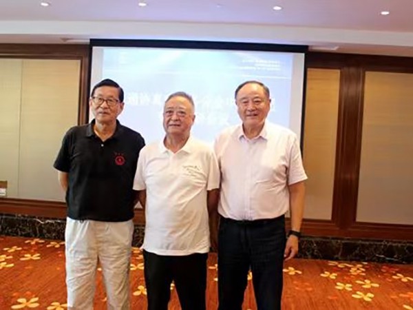 中通协真空设备专家学者专题调研中汽成配 共商国产替代产业发展大计