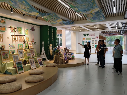 彭州市教育局第二责任区督学到天府路小学进行9月份专项督导和经常性督导检查