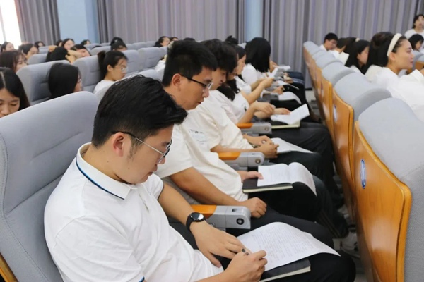 学校动态||守教育初心，筑师德底线——邯郸市经开区实验学校开展师德教育活动周工作部署会