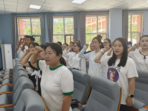 学校动态||守教育初心，筑师德底线——邯郸市经开区实验学校开展师德教育活动周工作部署会
