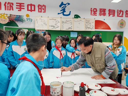 彭州市桂花学校：“圆梦工程”进校园，我们“艺”起向未来