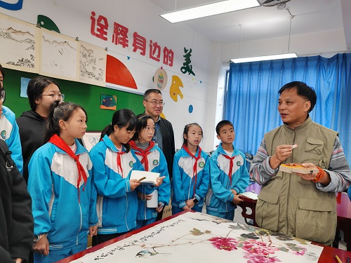 彭州市桂花学校：“圆梦工程”进校园，我们“艺”起向未来