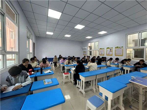 【邯山教体】示范引领成长 提质拾阶而上——邯郸市邯山区美的小学开展“骨干教师示范引领课”活动