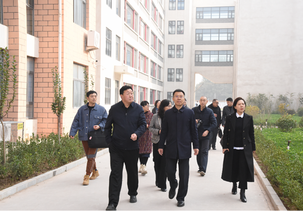 【校园动态】邢台历史文化进校园实践教育基地暨邢窑陶瓷烧制技术培训基地授牌仪式在邢台市第二十三中学举行