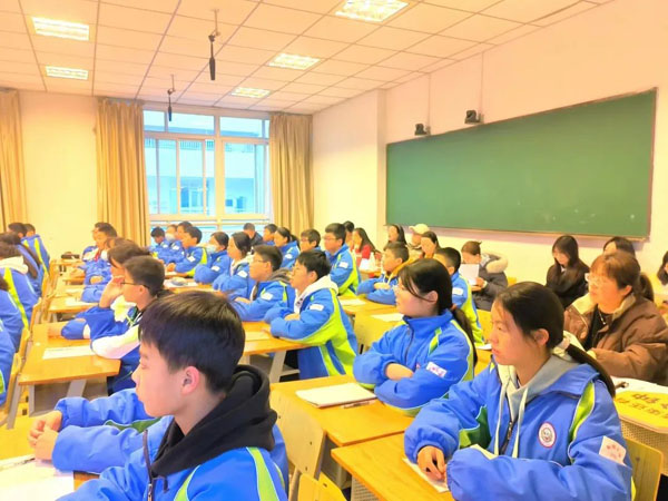 成都市新都区东湖教育集团开展班主任技能大赛
