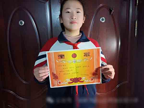 邯郸市邯山区明珠实验小学“十百千万”书香阅读工程之书香班级风采展示-----六年级5班
