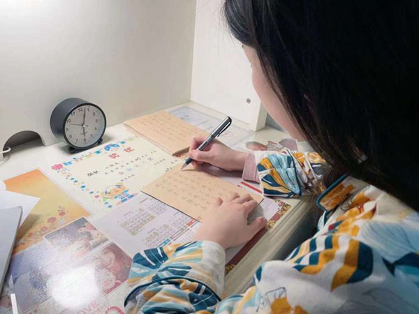 趁时光未老，趁阳光明媚---邯郸市丛台区外国语小学教师寒假读写诵活动（二）