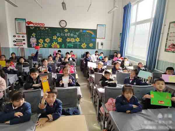 祥龙昂首春开步 扬鞭逐梦赴新程——邯郸市丛台区春光小学2024年春季开学第一天