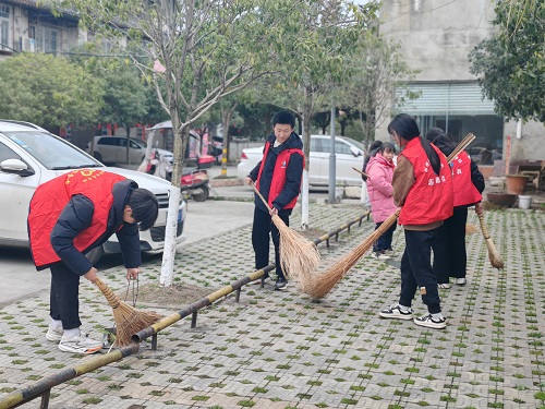 学习雷锋精神，赶做追‘锋’少年——彭州市桂花学校学雷锋主题活动