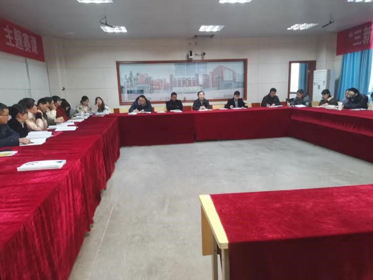 奋楫争先立潮头，深耕细作抓落实