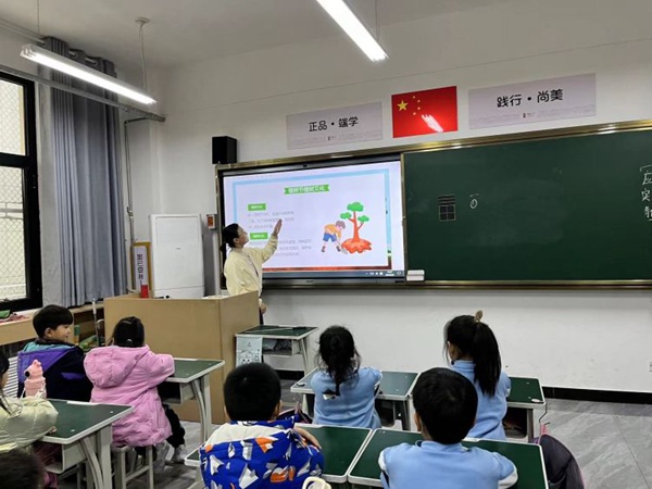 春风十里  正“植”有你——曙光第二小学植树节系列活动