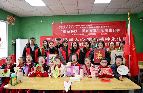 三月春风暖人心 雷锋精神永传承——彭州市实验小学学雷锋活动月系列活动