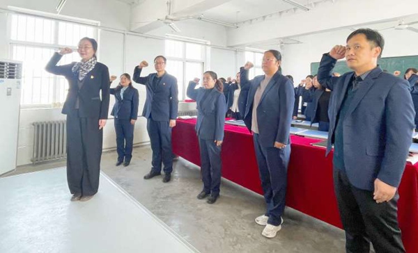 【双争活动进行时】邯郸市丛台区北湖中学举行践行教育家精神主题教育活动启动仪式