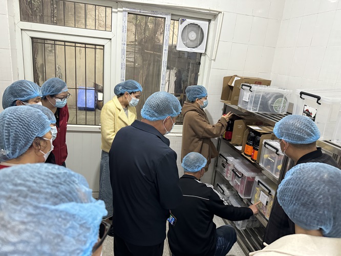 成都市青白江区祥福小学校开展食堂开放日评议活动
