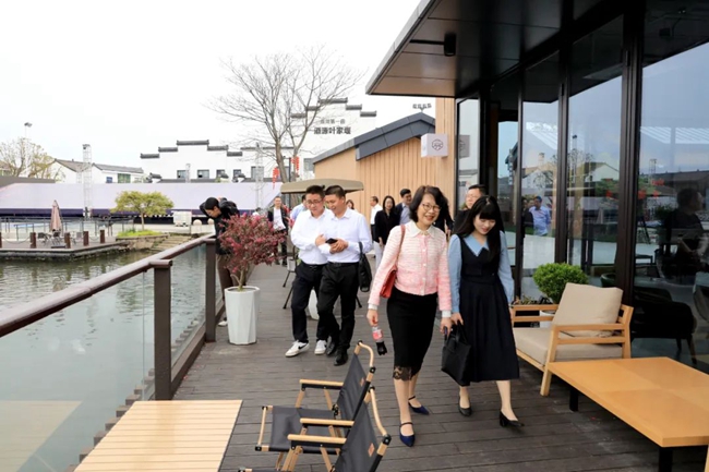 绍兴市网联会、绍兴市欧美同学会联合开展“寻美绍兴”走进基地话共富主题活动