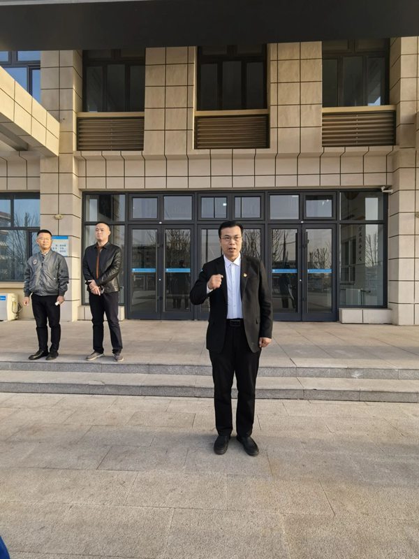 缅怀革命先烈 弘扬革命精神——邯郸市第五中学清明谒陵活动