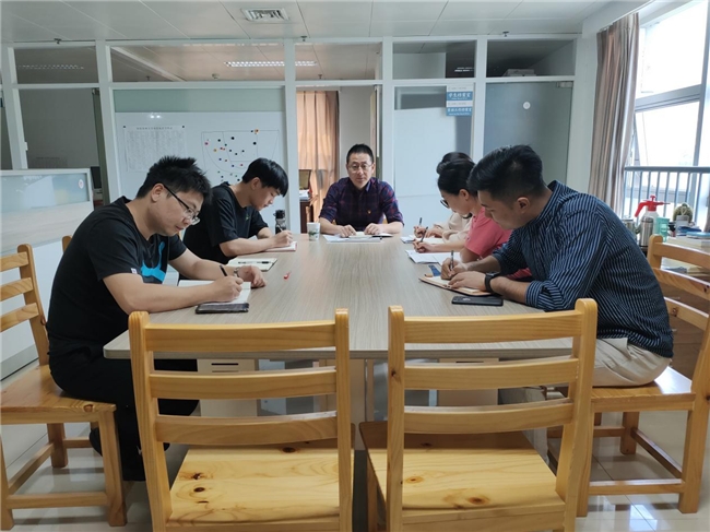智投科技团队探访对外贸易经济区域，深度合作促进产业发展