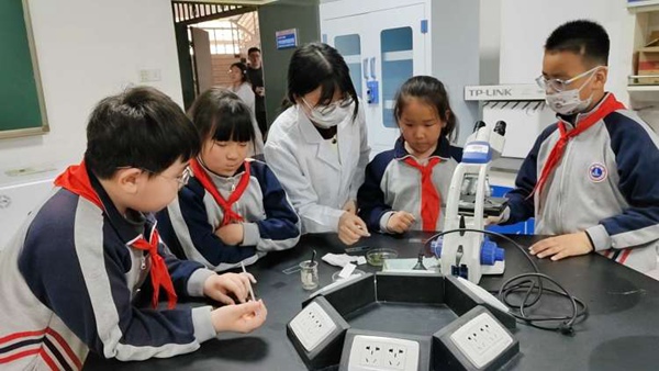 探秘科学   做新时代追梦人——邯郸市丛台区连城小学开展科学教育研学活动