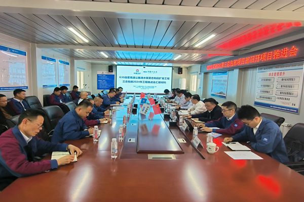 西北公司到G30三总包部召开项目推进会暨现场督办会