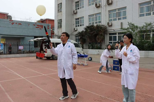 缤纷科技节，点亮科技梦—邯郸市丛台区曙光第六小学校园科技节活动