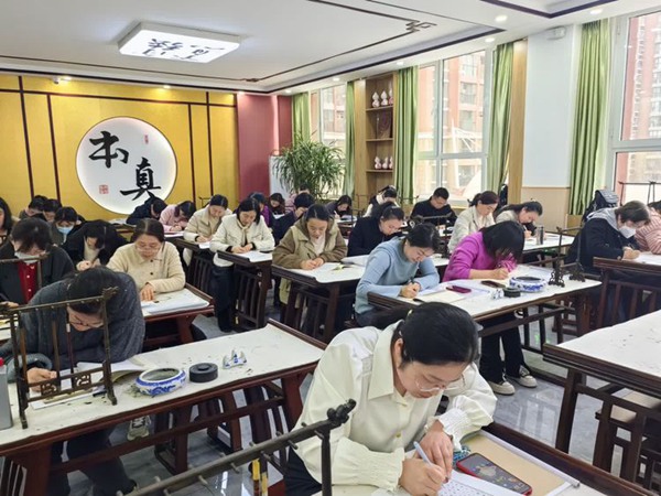 写好规范汉字 提升教师素养——邯郸市丛台区展览路小学教师硬笔书写活动纪实