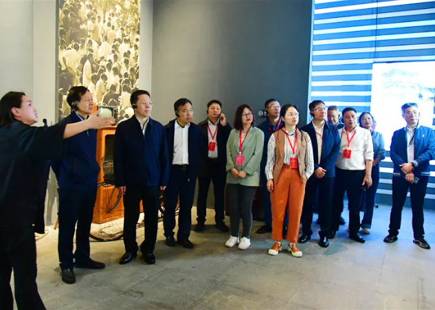 长株潭三市人大代表来雨湖开展视察调研