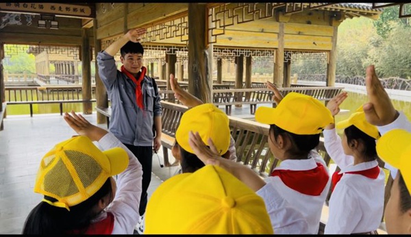 邯郸市丛台区第二实验小学“高质量发展看河北”走进河北老字号邯郸丛台酒业股份有限公司红领巾研学活动