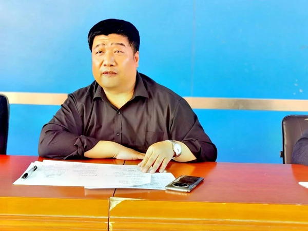 表彰先进促奋进，精研深析搏高考——邯郸市钢苑中学举行四调表彰活动