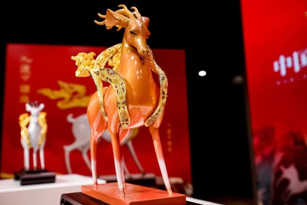 “九运开元 时代新象” 中国当代艺术作品《九运中国鹿》全球首发