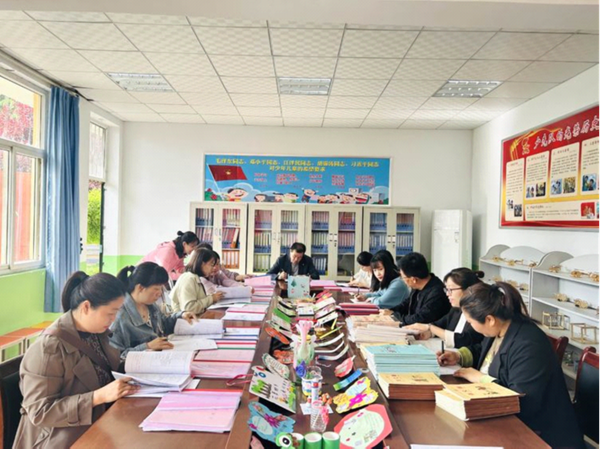 邯郸市复兴区户村中心校教育集团开展语文区片教研活动