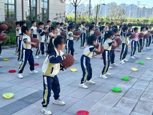 捕捉瞬间，珍藏永恒——邯郸市丛台区荀子实验第三小学教师摄影大赛