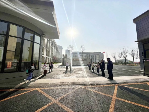 捕捉瞬间，珍藏永恒——邯郸市丛台区荀子实验第三小学教师摄影大赛
