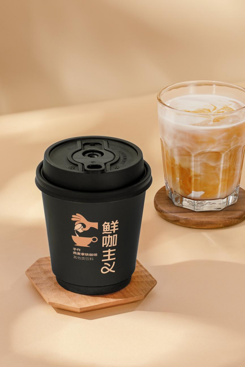 每一滴香浓，都是对打工人的深深慰藉——香飘飘鲜咖主义手作燕麦拿铁