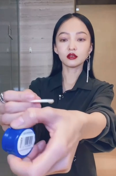 Blistex百蕾适|做好一支唇膏需要付出多少时间