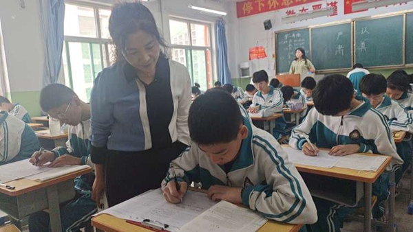 心怀远志，逐梦前行——邯郸市丛台区永安教育集团三校期中联考暨颁奖仪式